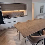 Boarderspalace Luxury With Private Sauna شقة *