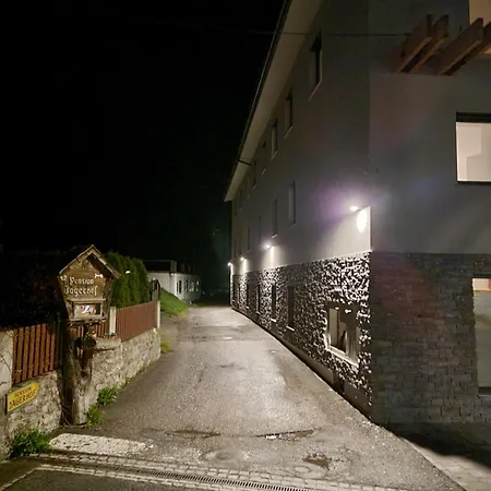 Boarderspalace Luxury With Private Sauna Apartment Mallnitz