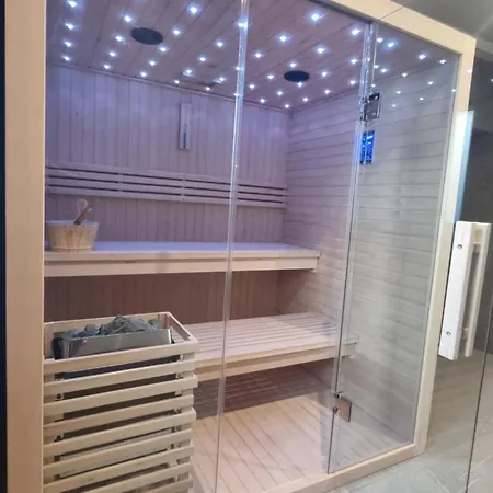 Boarderspalace Luxury With Private Sauna Apartment *