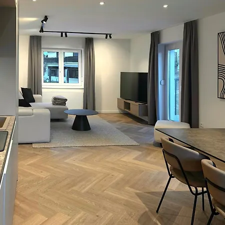 Boarderspalace Luxury With Private Sauna Apartment